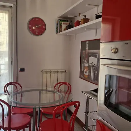 Apartment Via Tiburtina Vicino Universita E Stazione Intero Per La Tua Vacanza A